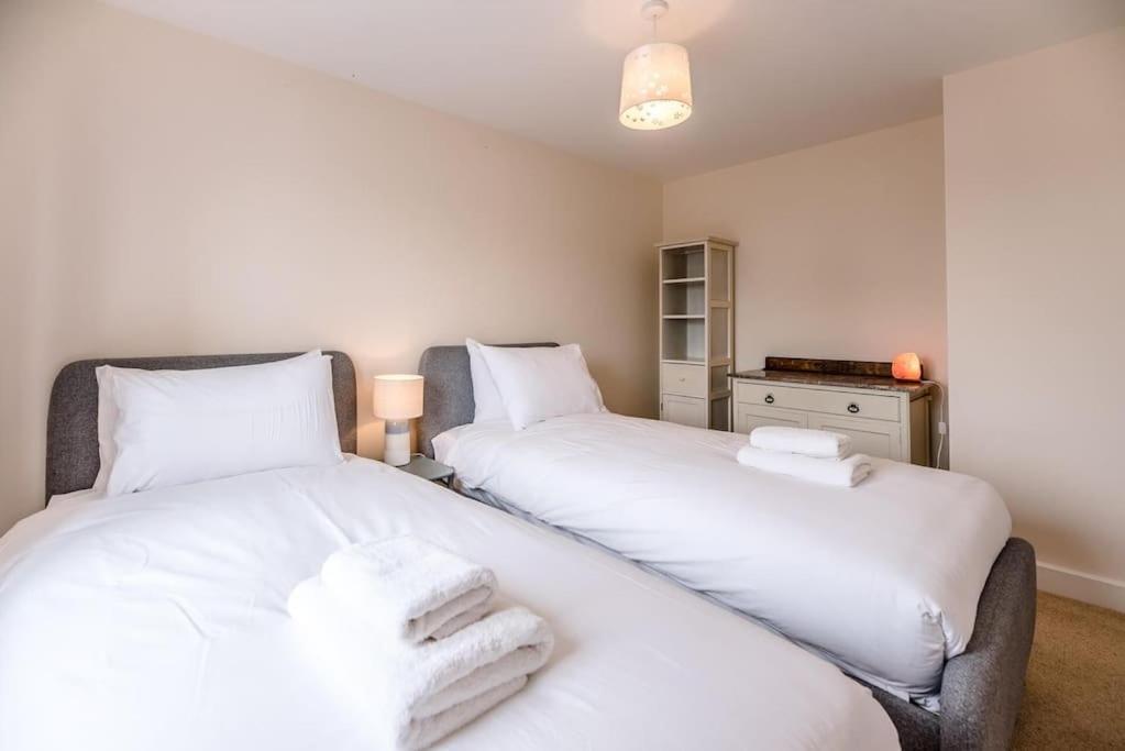 Spindrift, Holiday home